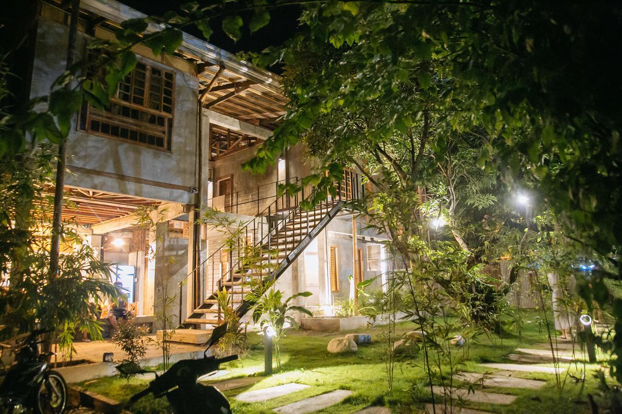 Hostel The Flying Fish