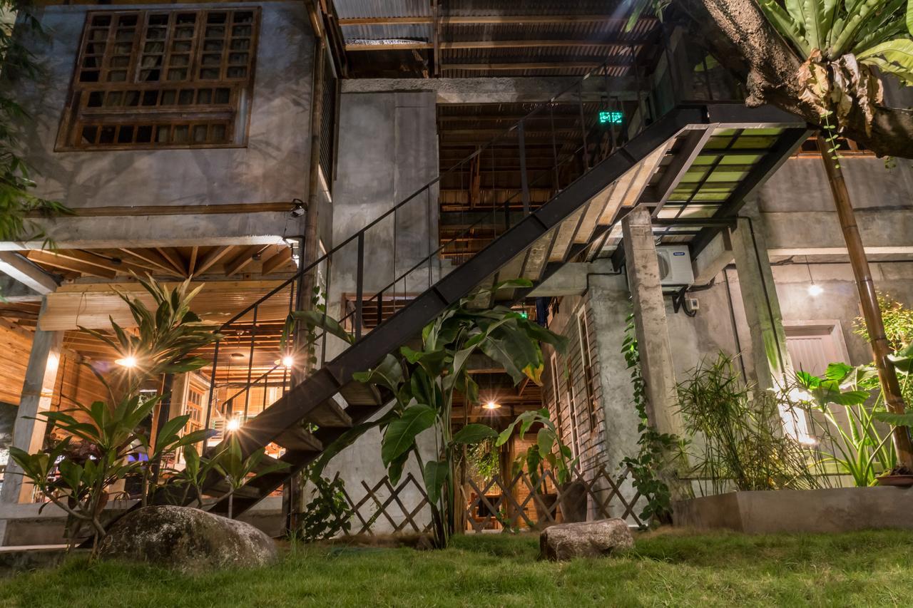Hostel The Flying Fish